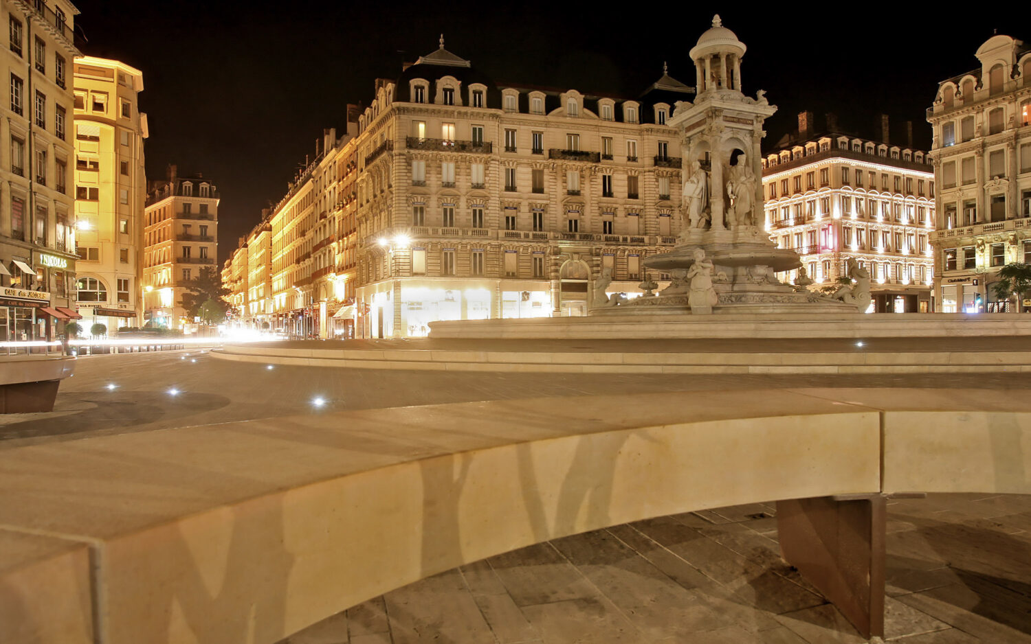 DARBORD - Lyon - Place des Jacobins